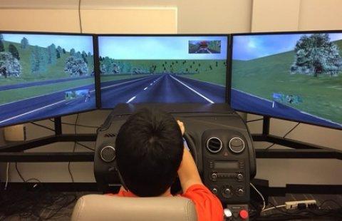 心理学 Interdisciplinary 研究 Driving Simulator